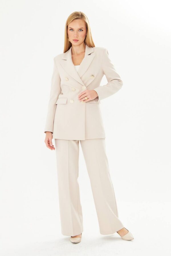 Elegance White – Double-Breasted White Pantsuit - Image 5