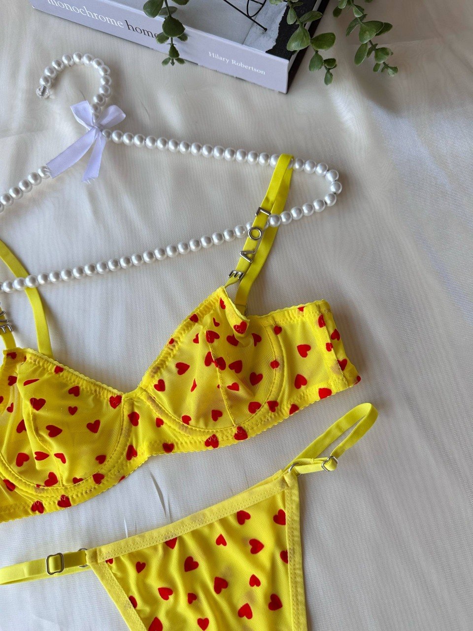 sweetheart-sunshine-lingerie-set