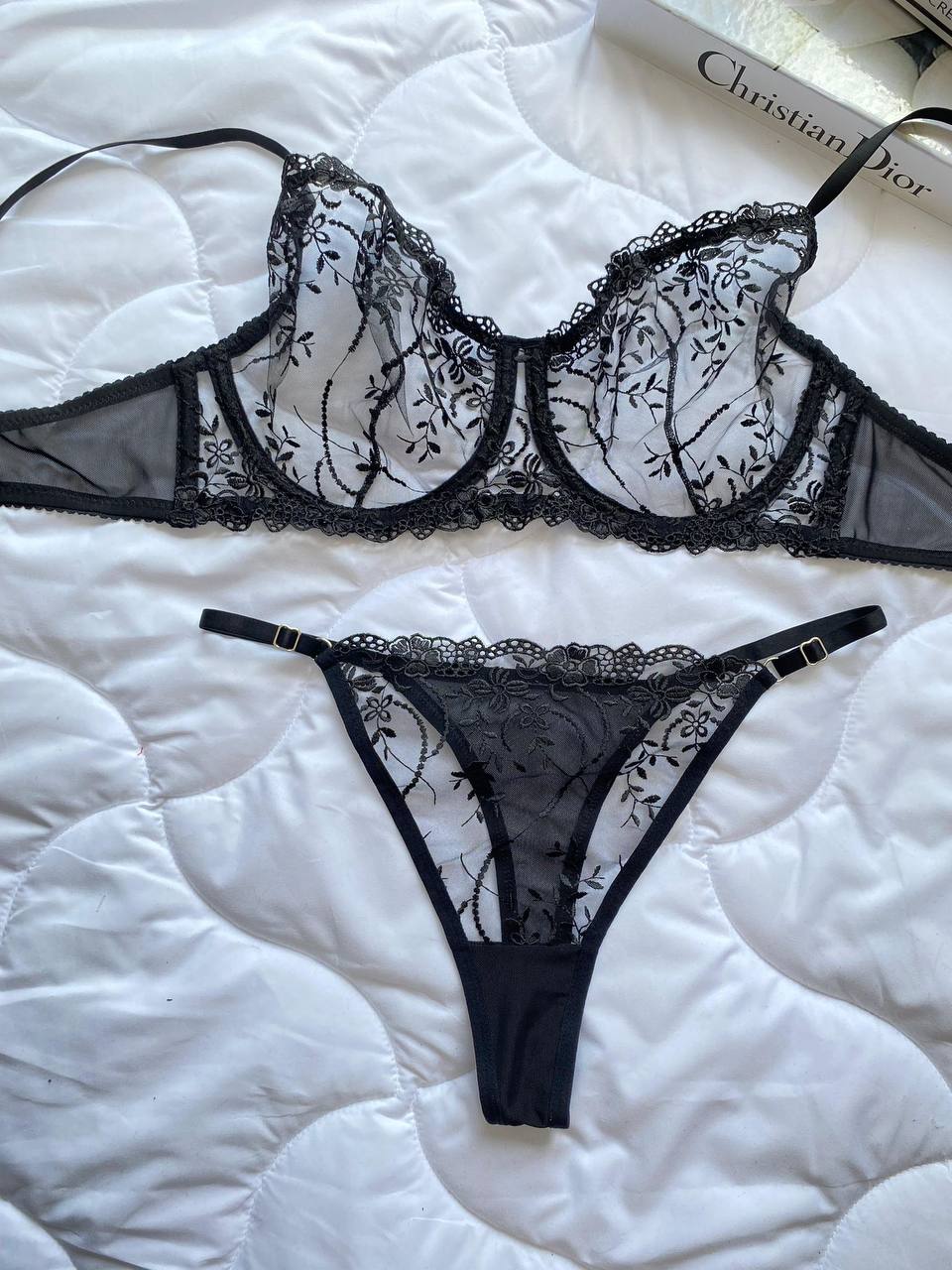 Crimson Romance Spitzenset – Bild 3