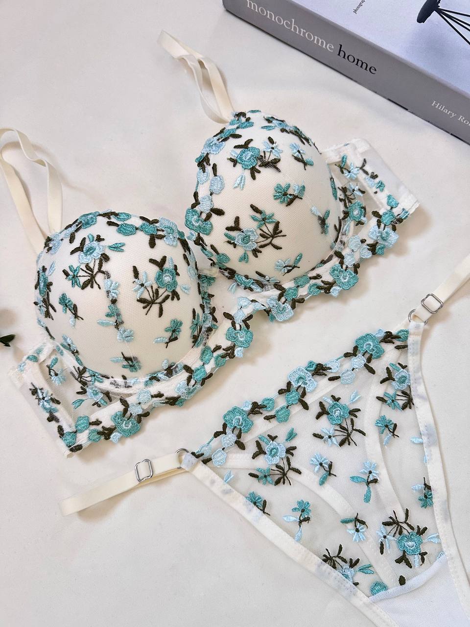 aurelia-blue-blossom-lingerie-set