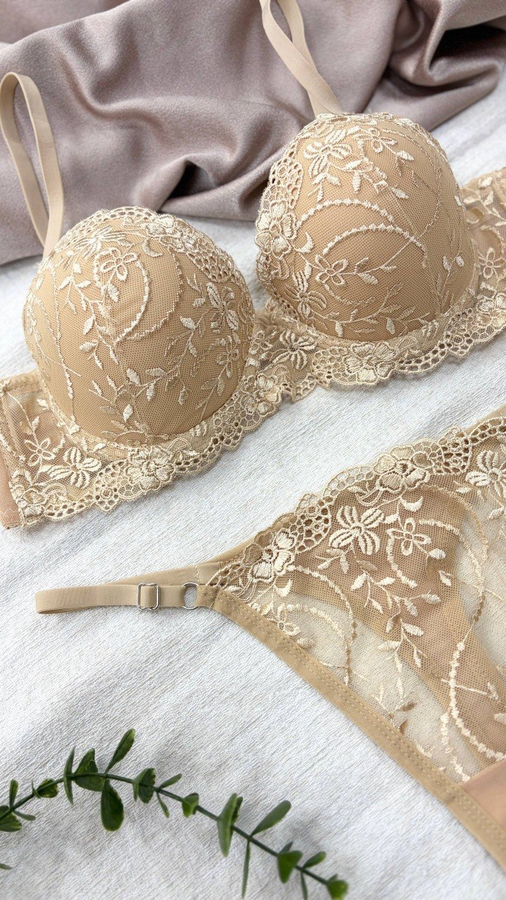 Midnight Bloom Lace Lingerie Set – Bild 5