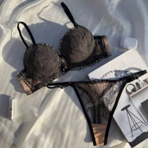 Midnight Bloom Lace Lingerie Set