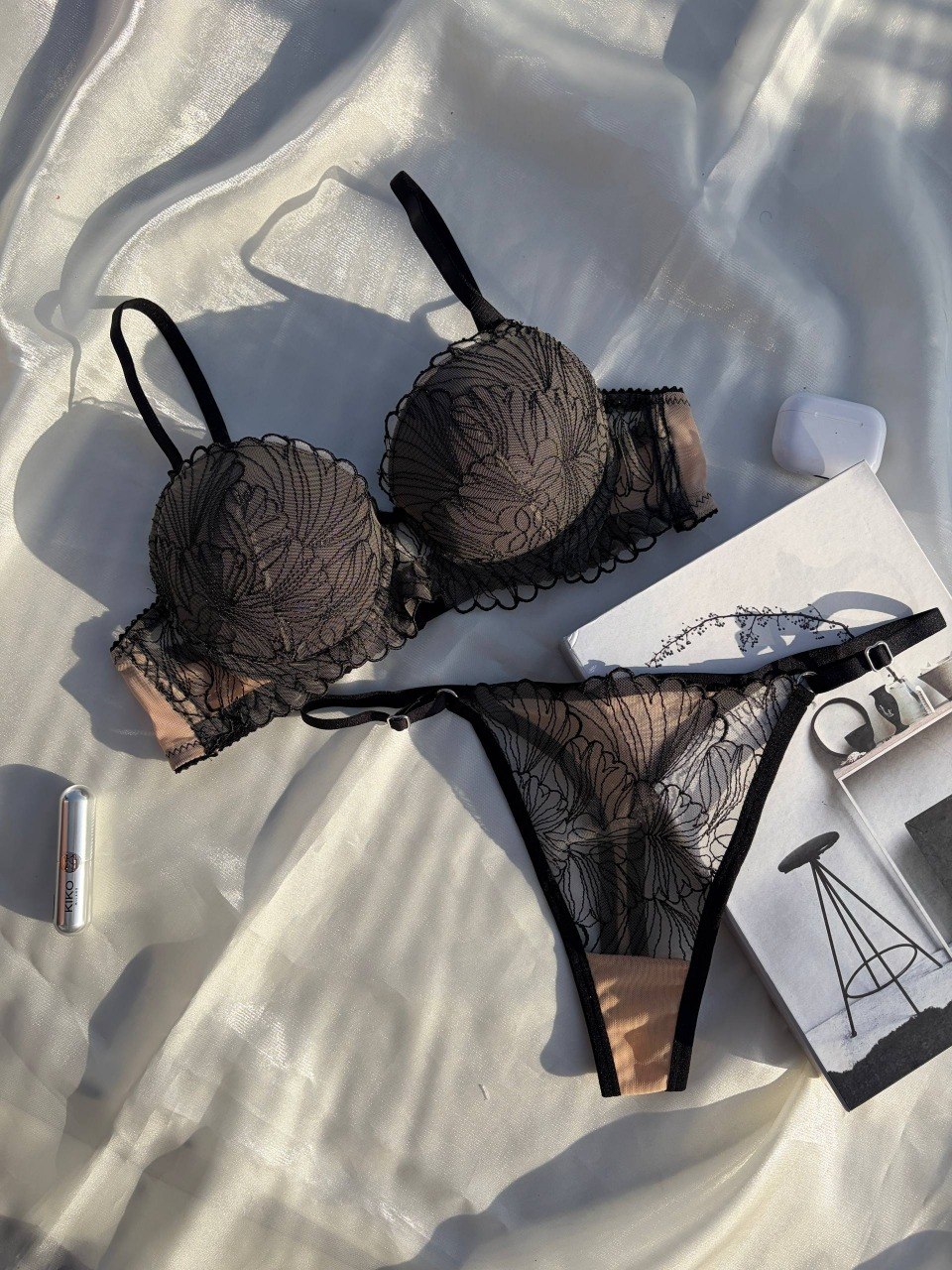 midnight-bloom-lace-lingerie-set